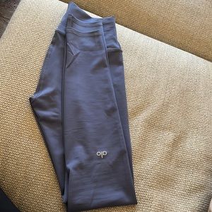 Periwinkle Blue Alo Yoga leggings